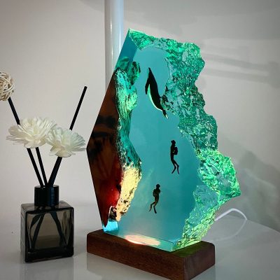 Epoxy Resin Ocean Lamp - Humpback and Couple Diver Night light - Deep Blue Sea - Diver Chasing Whales - Unique Summer Gift
