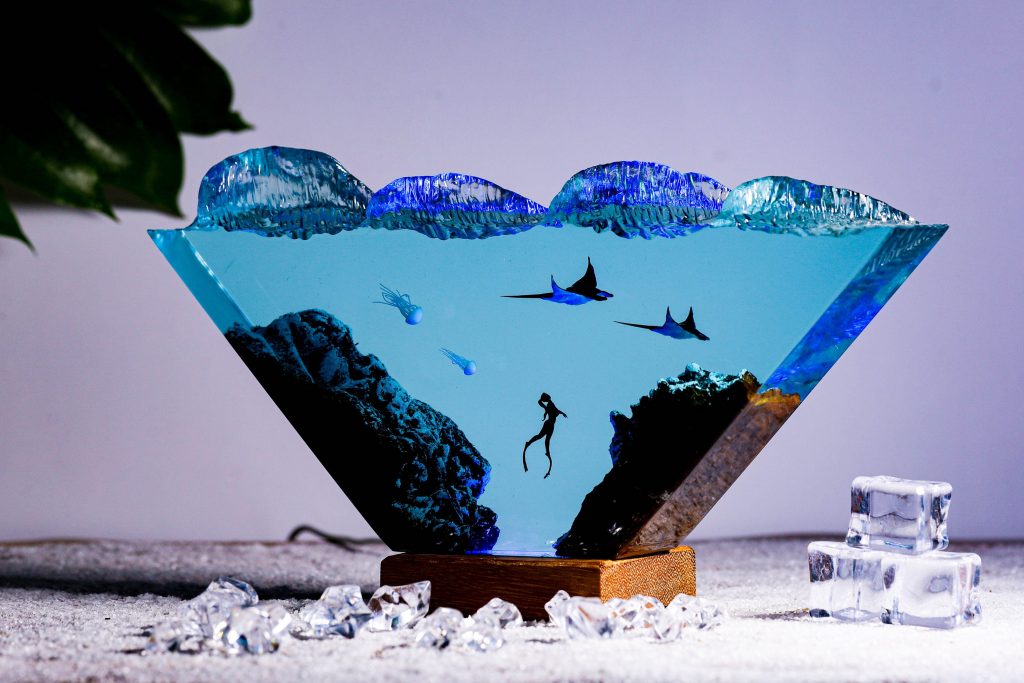 Humpback whale and Diver Night Lights Ver2, Manta Rays Epoxy lamp, Epoxy Resin Table Lamp, Valentine Home Decor, Valentine Gift for mom