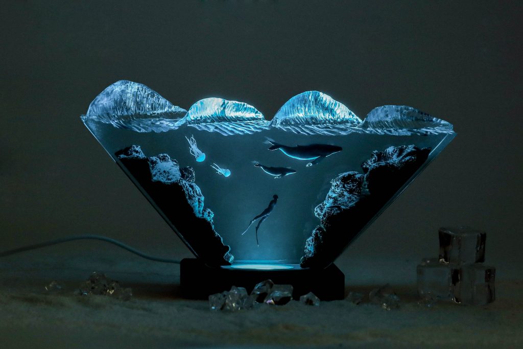 Humpback whale and Diver Night Lights Ver2, Manta Rays Epoxy lamp, Epoxy Resin Table Lamp, Valentine Home Decor, Valentine Gift for mom