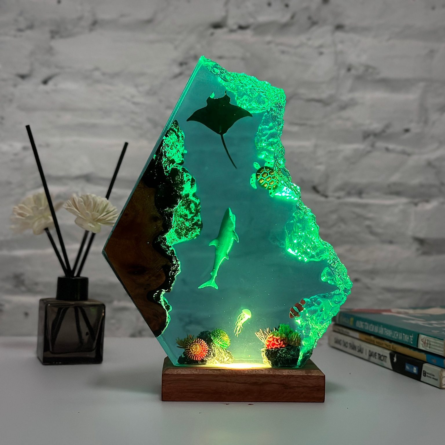 Swim In The Coral Reef Epoxy Resin Lamp - Resin Lamps Store