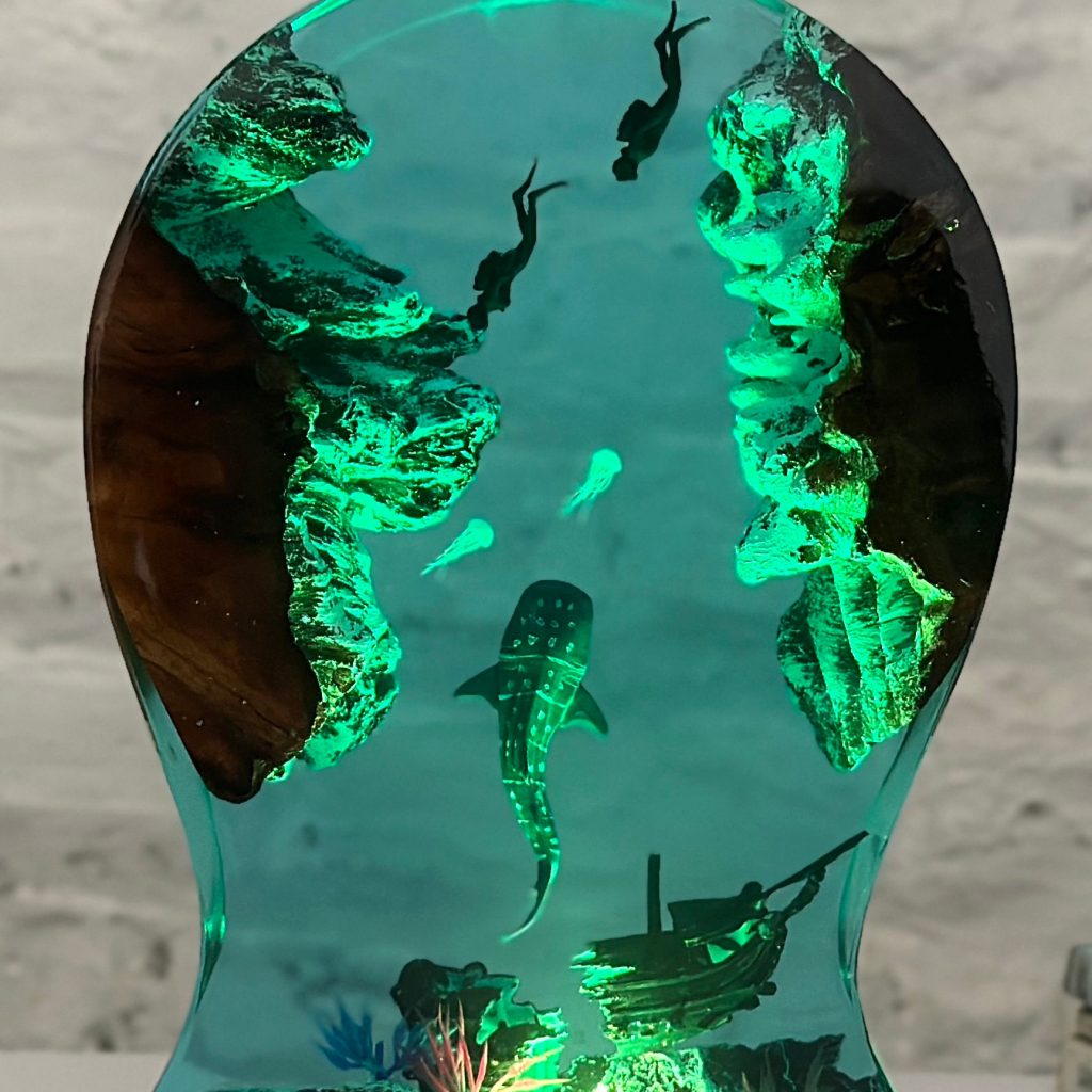 Epoxy Resin Lamp,Whale shark and divers headphone  stand,Resin art lamp,resin night light,Birthday gifts for him,Handmade gift.