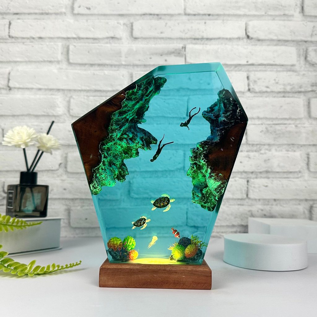 Daddy/Mother turtle and baby turtle resin night light, Epoxy Resin Lamp Ocean,Resin diver lamp,Mothers day gift,Gifts for son,birthday gifts